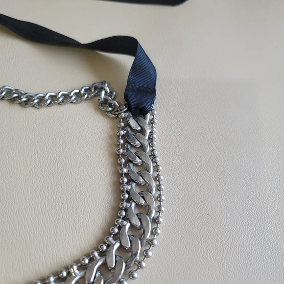 Gorgeous Womens Black Chain Black Ribbon Tie Necklace Chunky - Picture 8 of 10